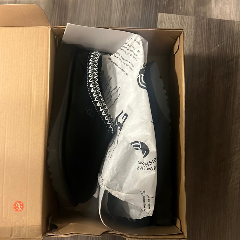 Ugg Tasman Slippers